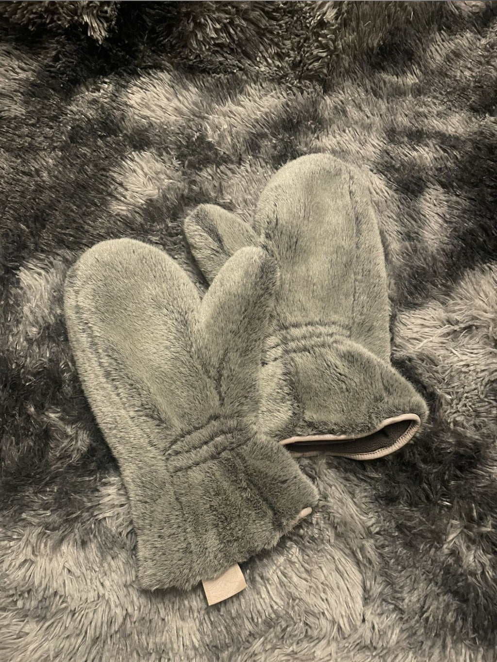 Vivienne Westwood Heather Grey Fur Mittens